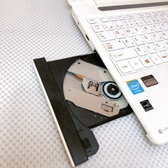 【ＳＳＤ２５６ＧＢ⭐️メモリＧＢ⭐️カメラ付きＷｉｎ１１】即使用ノートパソコン