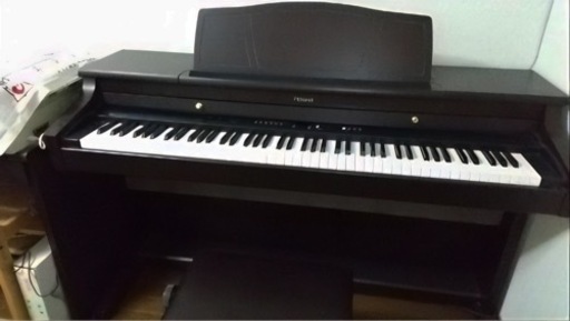 ローランド 電子ピアノ HPシリーズ ダークローズウッド調 HP7(取引中)