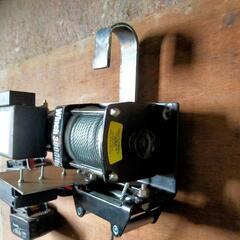 ワイヤレスバッテリー式電動ウィンチ　ホイスト　マキタバッテリー仕様