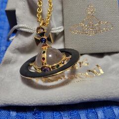 ヴィヴィアンウエストウッド