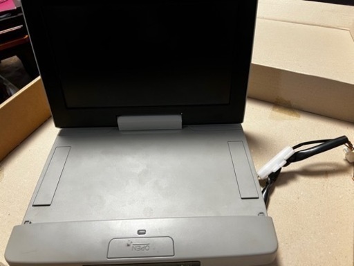 トヨタ純正フリップダウンモニター