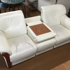 【USED】3人がけソファ　テーブル付き