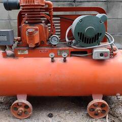 引き渡し決定です。100vエアーコンプレッサー。