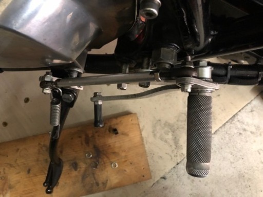 カワサキ　kz1000取り外し　モリワキバックステップ カワサキ kz1000取り外し モリワキバックステップ