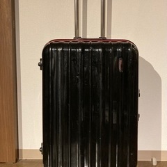 スーツケース　中〜大型