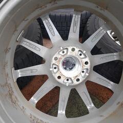 １７インチ 215/60/17　スタッドレスタイヤ　