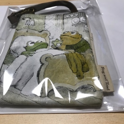 決まりましたスマホいれガマガエルくん新品お値下げします