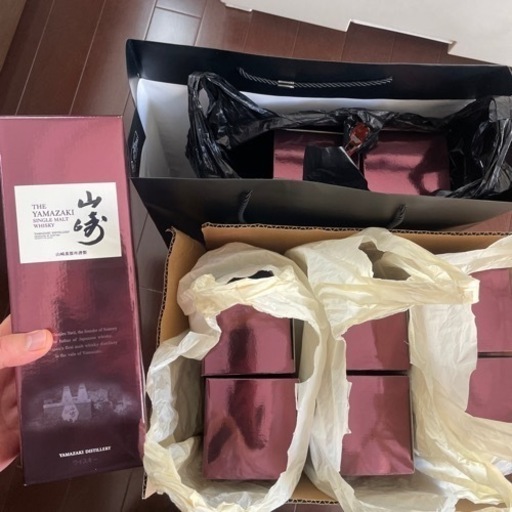 ウイスキー　山崎　8本あります。　① ノンビンテージです