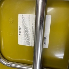 ヴァルコ　チェア　オリーブ　VIRCO