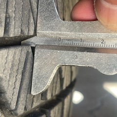 ブリジストン  スタッドレス　4本セット　225/55-19 バリ山