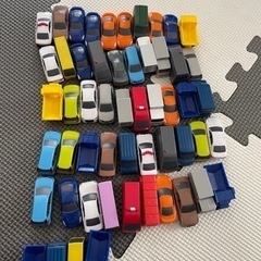 お気にいる】 トミカ53台、ポケットトミカ5台まとめ売り