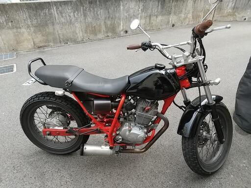 【値下げ】FTR223 HONDA 黒/赤 2002年式 値下げ】FTR223 HONDA 黒/赤 2002年式 中古 HONDA ホンダ FTR223 2008