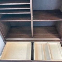 カリモク　食器棚