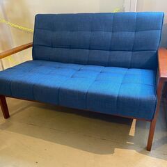 値下げ要説明文熟読手渡しも可能カリモクレトロ感両袖書斎机used