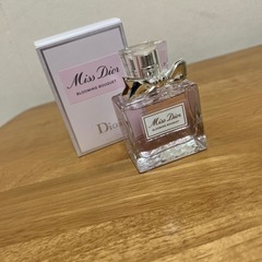 Dior ミスディオールブルーミングブーケ 50ml