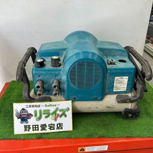 マキタ AC3000 エアコンプレッサ【野田愛宕店】【店頭取引限定】【中古】IT72Y05WVDVW