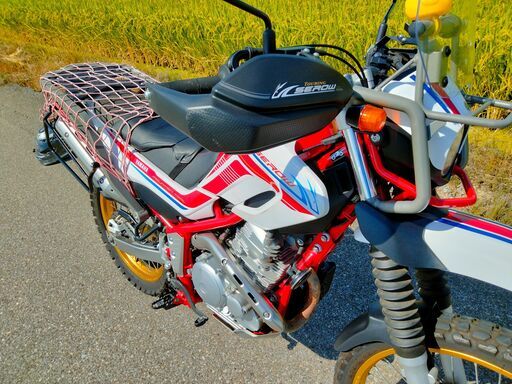 【絶版車・ワンオーナー】ヤマハ【セロー】ファイナルエディション（赤）250ccバイク
