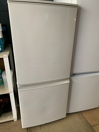 生活家電 冷蔵庫 SHARP 冷蔵庫☺最短当日配送可♡無料で配送及び設置いたします♡SJ 