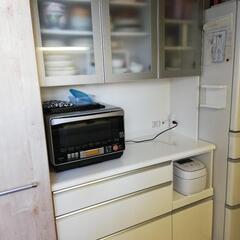 ニトリ キッチンボード 鏡面 ホワイト 食器棚 カップボード レ...
