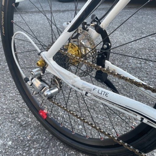 FELT グラベルクロスバイク カスタム車両