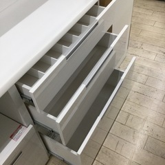 ✨お値段以上⁉️ハイタイプ❗️ホワイト❗️仕切り付き❗️コンセント 3口