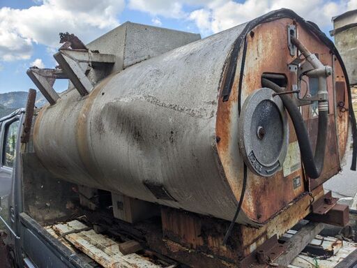 アルミ製タンクローリのタンクだけ５万円売り２トン車用