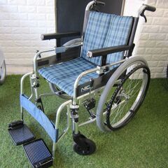 【中古】　車イス　NICK   自走式　左右タイヤ新品交換済み 中古】 車イス NICK 自走式 左右タイヤ新品交換済み