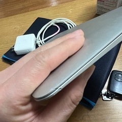 MacBook Air(11-inch,Early 2014)2...