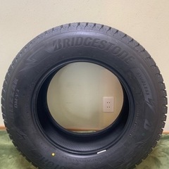 スタッドレス265/65R17○4本セット。BSブリザック DM-V3 プラド