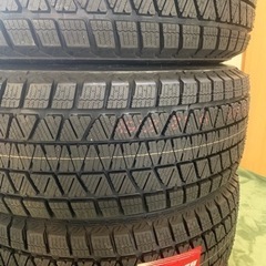 スタッドレス265/65R17○4本セット。BSブリザック DM-V3 プラド