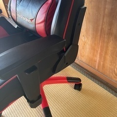 【美品】アクタス　チェア 2脚セット　赤、黒 ユアサプライムス.com｜53317 ゲーミングパーソナルチェア カーナ