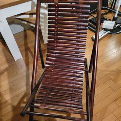 バリ風の椅子