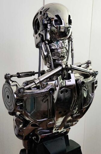 ターミネーター2 1/1スケール T-800 等身大スタチュー【価格相談