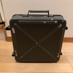 フランス軍　ファーストエイドボックス