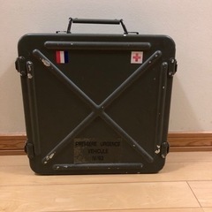 フランス軍　ファーストエイドボックス