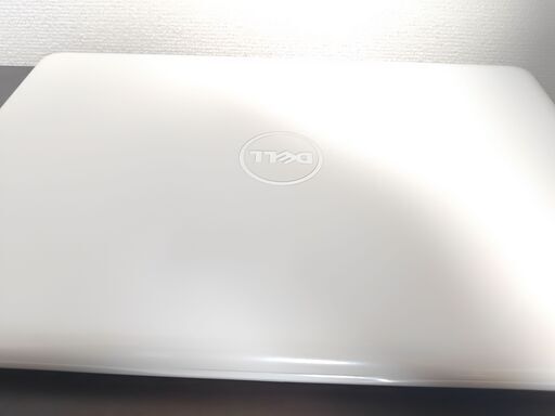 綺麗 DELL　高性能7世代Core i5 高速SSD240G搭載　メモリ8G CD/DVD　グラフィックRadeonR440M　軽量薄型スリムモデル　高年式 カメラ内蔵　大画面フルHD15.6インチ　カメラ内蔵　USB3.0 Wifi対応
