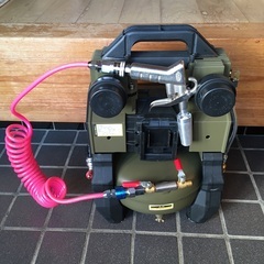 マキタのバッテリーで動くコンプレッサー