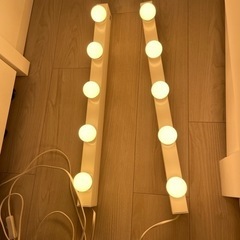 IKEA ドレッサー　女優ミラー用ライト