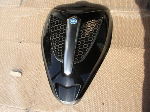 ☆PIAGGIO ピアッジオ　ピアジオ　MP3　ZAPM71　純正　フロントパネル　657360 中古品 ☆PIAGGIO ピアッジオ ピアジオ MP3 ZAPM71 純正 フロントパネル