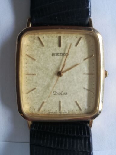コレクション品の整理中　SEIKO Dolce　腕時計