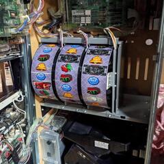 パチスロ実機 バイオハザード5Z 家庭用電源 鍵付き スロット エンター