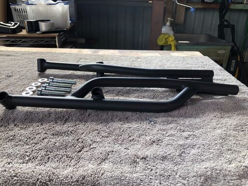 RN50J MT-10 トップケースステー