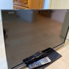 【取引中】SHARP 2012年式テレビ  32型　リモコン付き