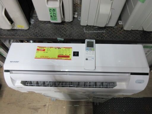 K04070　シャープ　中古エアコン　主に6畳用　冷房能力　2.5KW ／ 暖房能力　2.8KW
