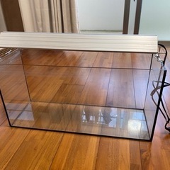 GEX90水槽台、NISSO60水槽台、左のゼンスイ90LEDライト、NISSO60ライト GEX90水槽台、NISSO60水槽台、左のゼンスイ90LEDライト、NISSO60ライト