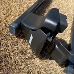 完売:THULE A5 クーペ スポーツバック用 ルーフキャリア取付セット 
