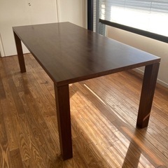 IDEE ダイニングテーブル（6人用）