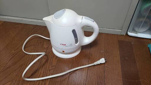 T-fal 電気ケトル　ティファール　最大容量：１リットル　動作確認済み　本体のみ