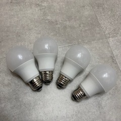 LED電球 x4