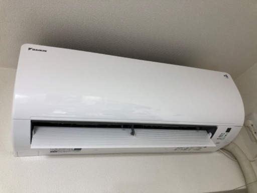 一番高い金額を提示してくださった方にします。　エアコン　2022年購入　8畳用　DAIKIN S25ZTES-W 　ダイキン　室外機セット